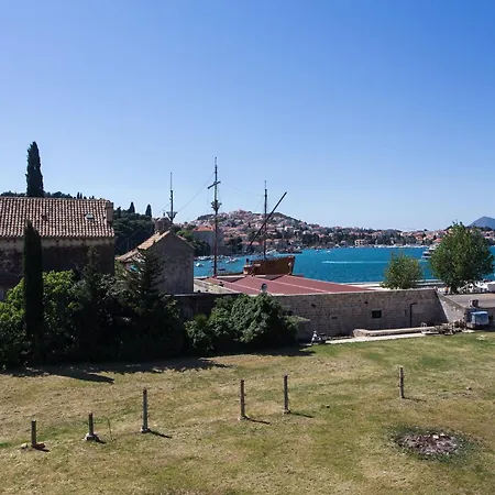 Adea - One Bedroom With Terrace