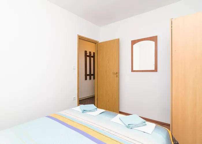 דירה Adea - One Bedroom With Terrace *