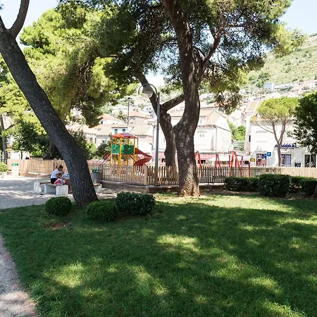 Adea - One Bedroom With Terrace Daire *