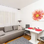 Apartmán Adea - One Bedroom With Terrace