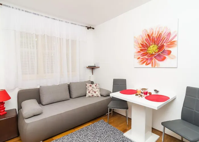 Lägenhet Adea - One Bedroom With Terrace